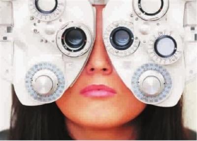 高度近视或是潜行性青光眼 三类人群小心青光眼