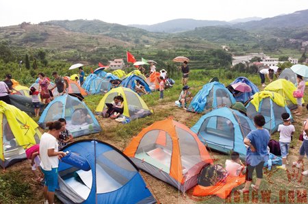 黄石大冶·金山店首届香李文化旅游节开幕　香李香飘四溢 游客纷至沓来