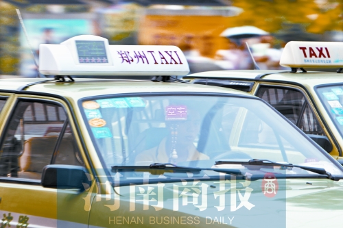 预计到7月底 哈尔滨市区所有出租车空车灯“红变绿”