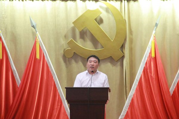 严培炜
