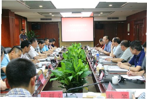 宝鸡市政协来宜调研企业创新发展 走进鑫鼎问计