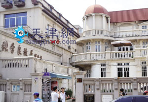 津城“少帅府”改成博物馆 进门参观30元一位