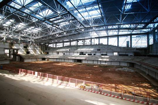 本网记者“探班”宜昌奥体中心工地