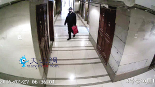 警方千里追快递 赃物邮包现原形