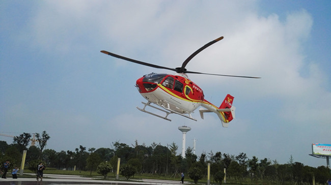 宜昌首次开展低空飞行旅游