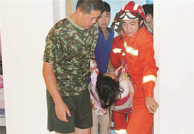 昏迷前 女子拨打电话喊救命