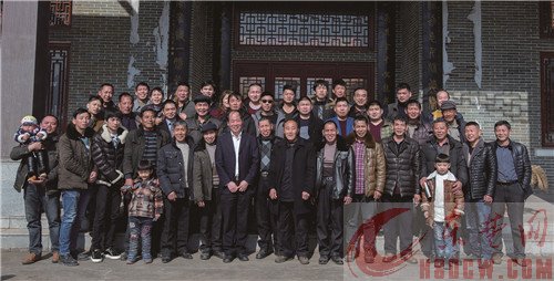 一顿团圆饭 盼了150年
