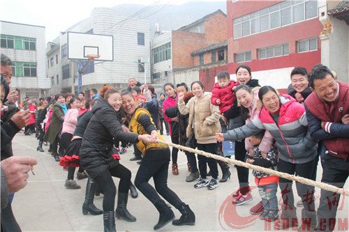鄂东南古村水南湾的花样春节