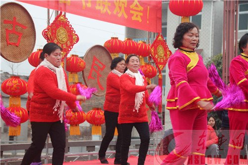 鄂东南古村水南湾的花样春节