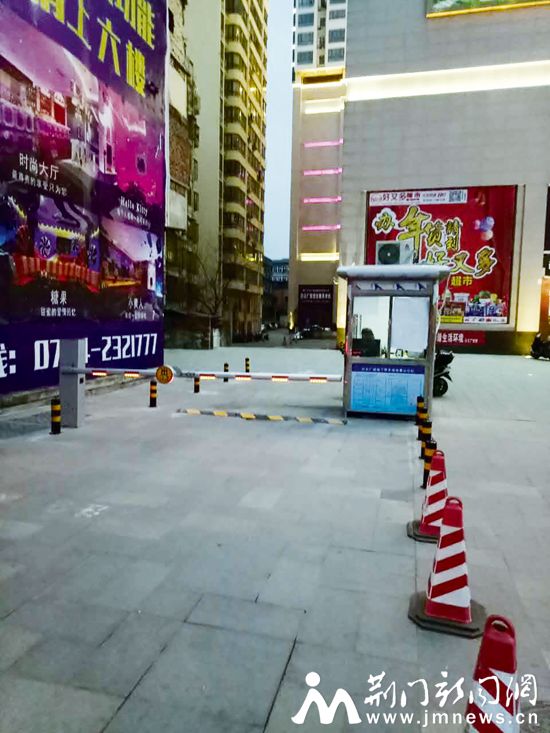 QLJ)CO6UP@74FKQYV$0}1NF