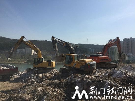 双喜隧道桥梁施工完成过半_副本