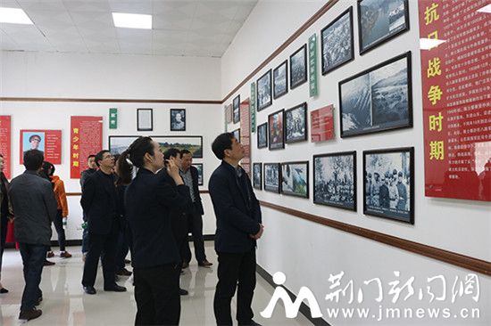 清明祭扫_副本