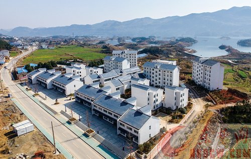 决战决胜 打赢打好脱贫攻坚战 决战决胜 打赢打好脱贫攻坚战