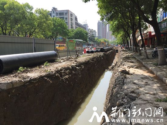 白庙路路口_副本