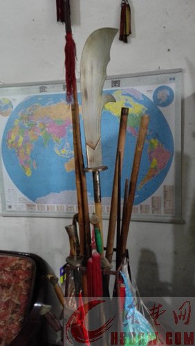 刀枪棍棒剑样样行 诗词联书画门门通