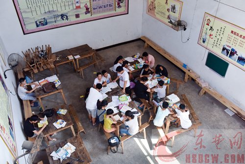 大冶4名准大学生开设爱心学堂 免费教学,要帮村里22名留守儿童过一个有意义的暑假 大冶4名准大学生开设爱心学堂 免费教学,要帮村里22名留守儿童过一个有意义的暑假