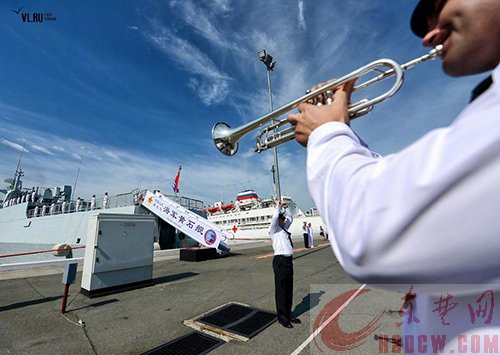 在国际军事比赛中黄石舰夺两个分项赛桂冠